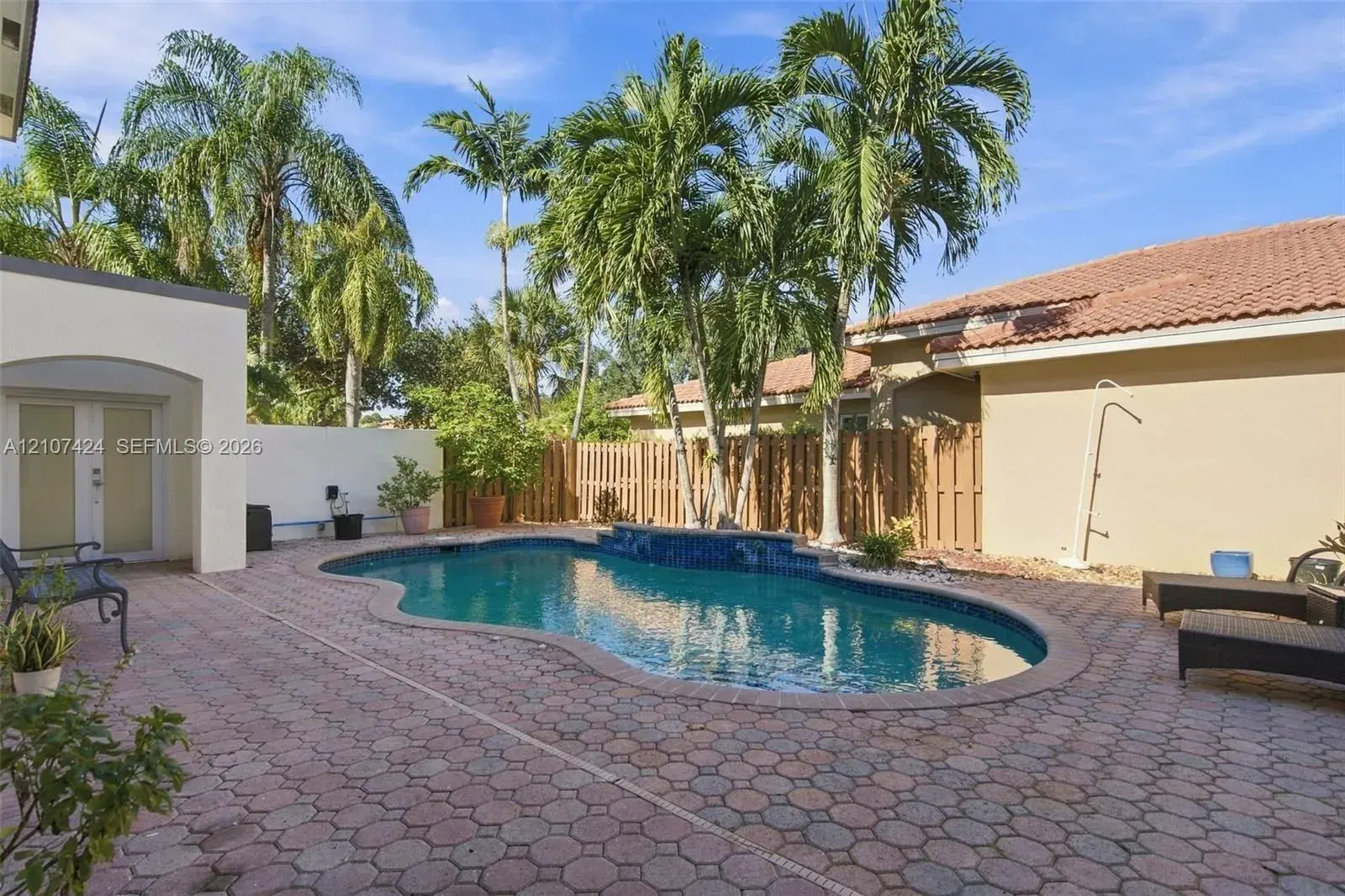 14702 Vista Luna Dr, Davie FL 33325