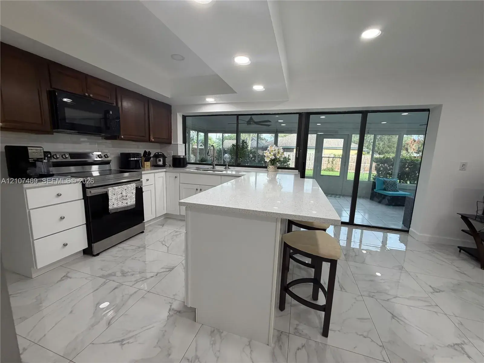 4 bedroom 3 bath Residential for sale at 2204 CHEROKEE TRL, Brandon FL 33594