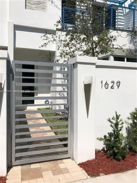 1629 NE 9th St # 1629, Fort Lauderdale FL 33304