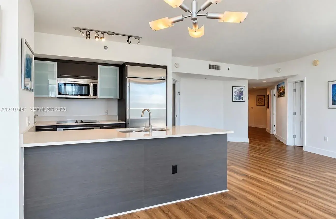 55 SE 6th St # 2802, Miami FL 33131