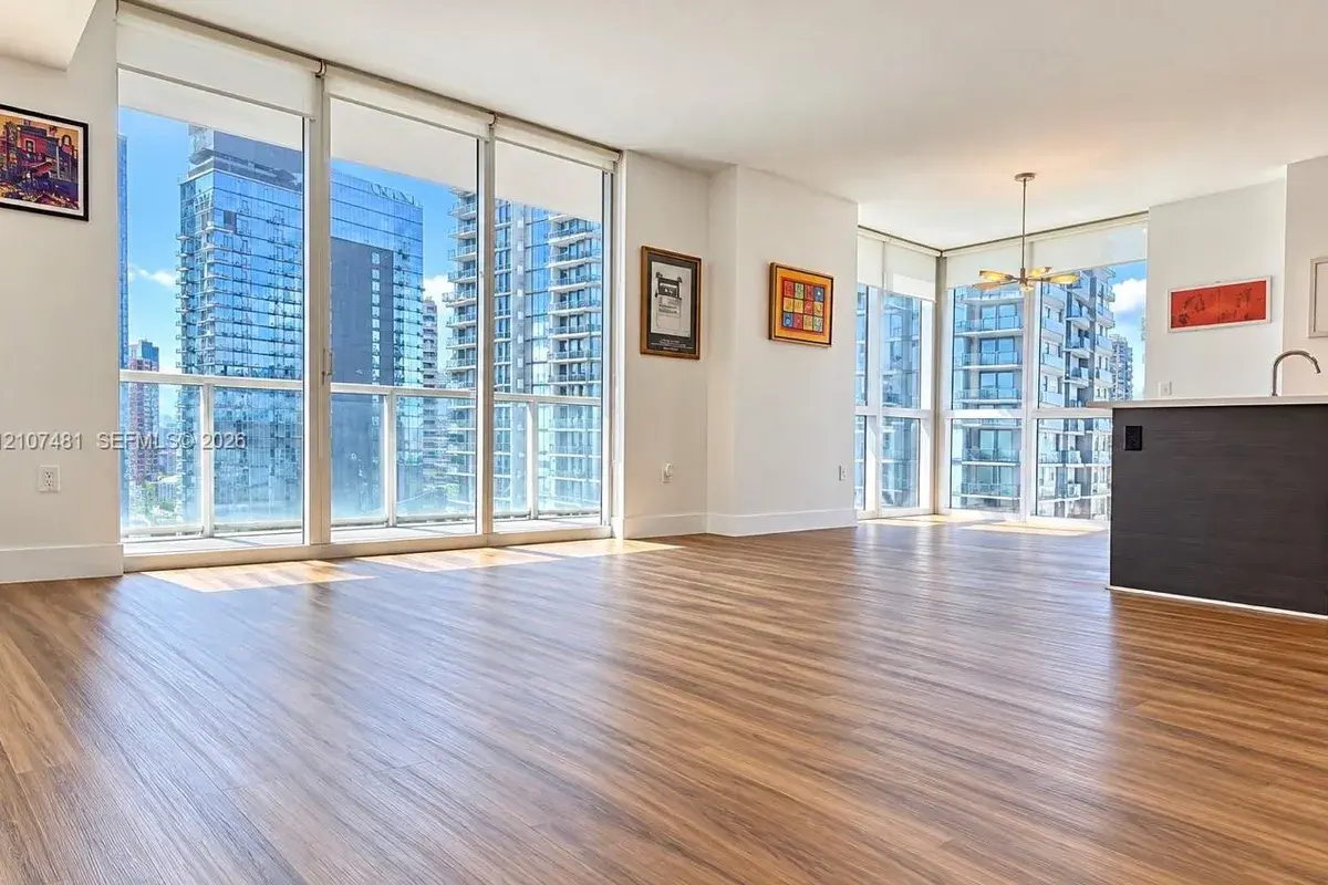 55 SE 6th St # 2802, Miami FL 33131