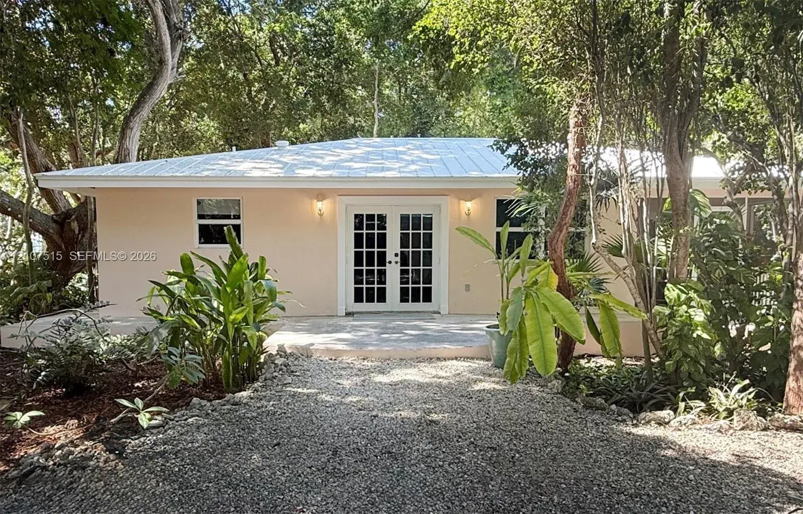 3 bedroom 2 bath Residential for sale at 111 Ocean Bay Dr, Key Largo FL 33037