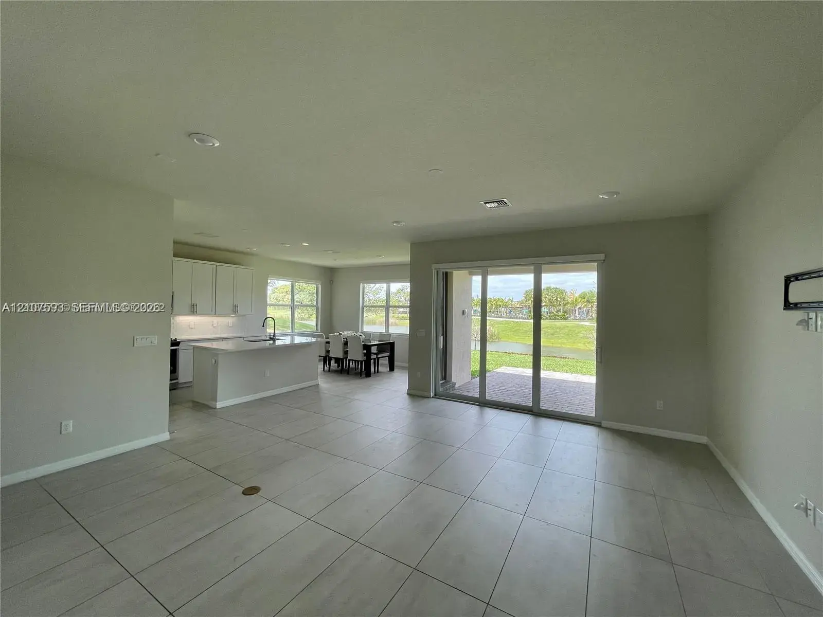 4615 Greenway Dr, Hollywood FL 33021