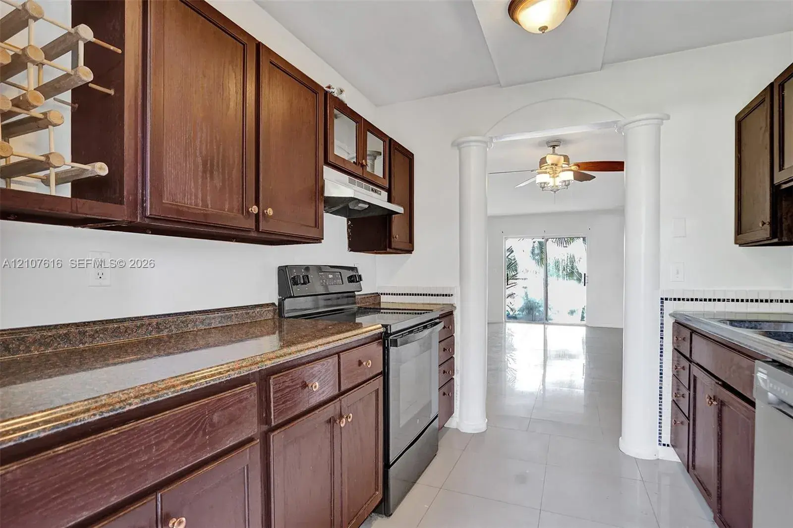 5420 NW 11th St # 108, Plantation FL 33313