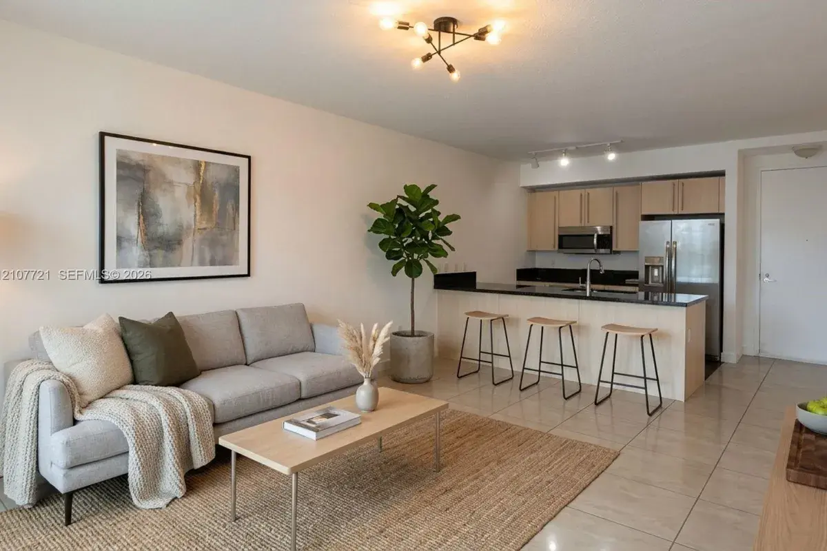 79 SW 12th St, Miami FL 33130
