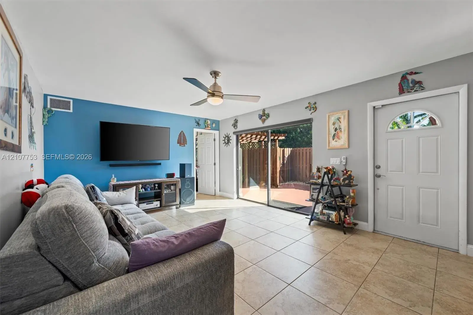 920 SW 118th Ter, Davie FL 33325