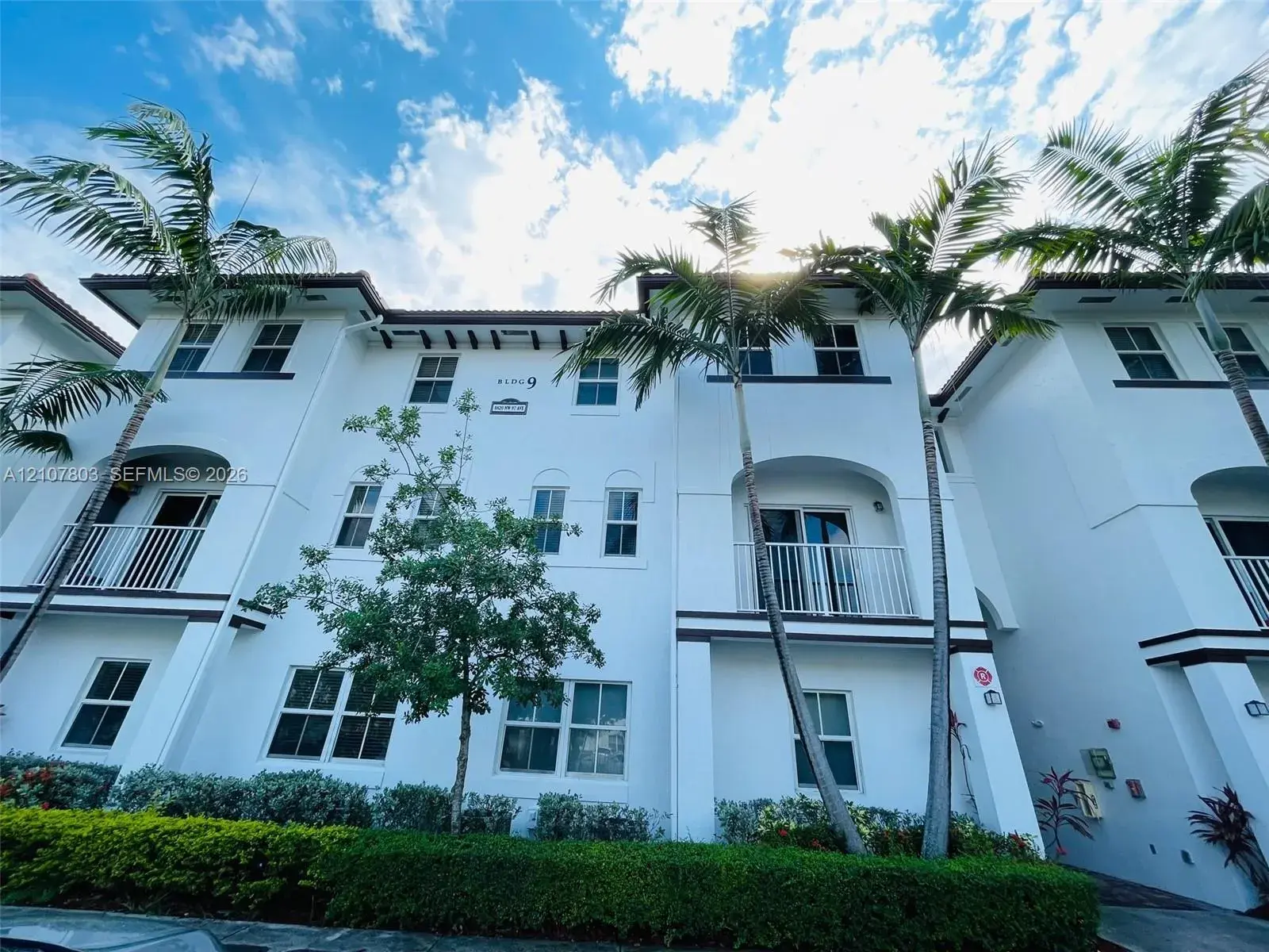 3 bedroom 2 bath Residential for sale at 8620 NW 97th Ave # 205, Doral FL 33178