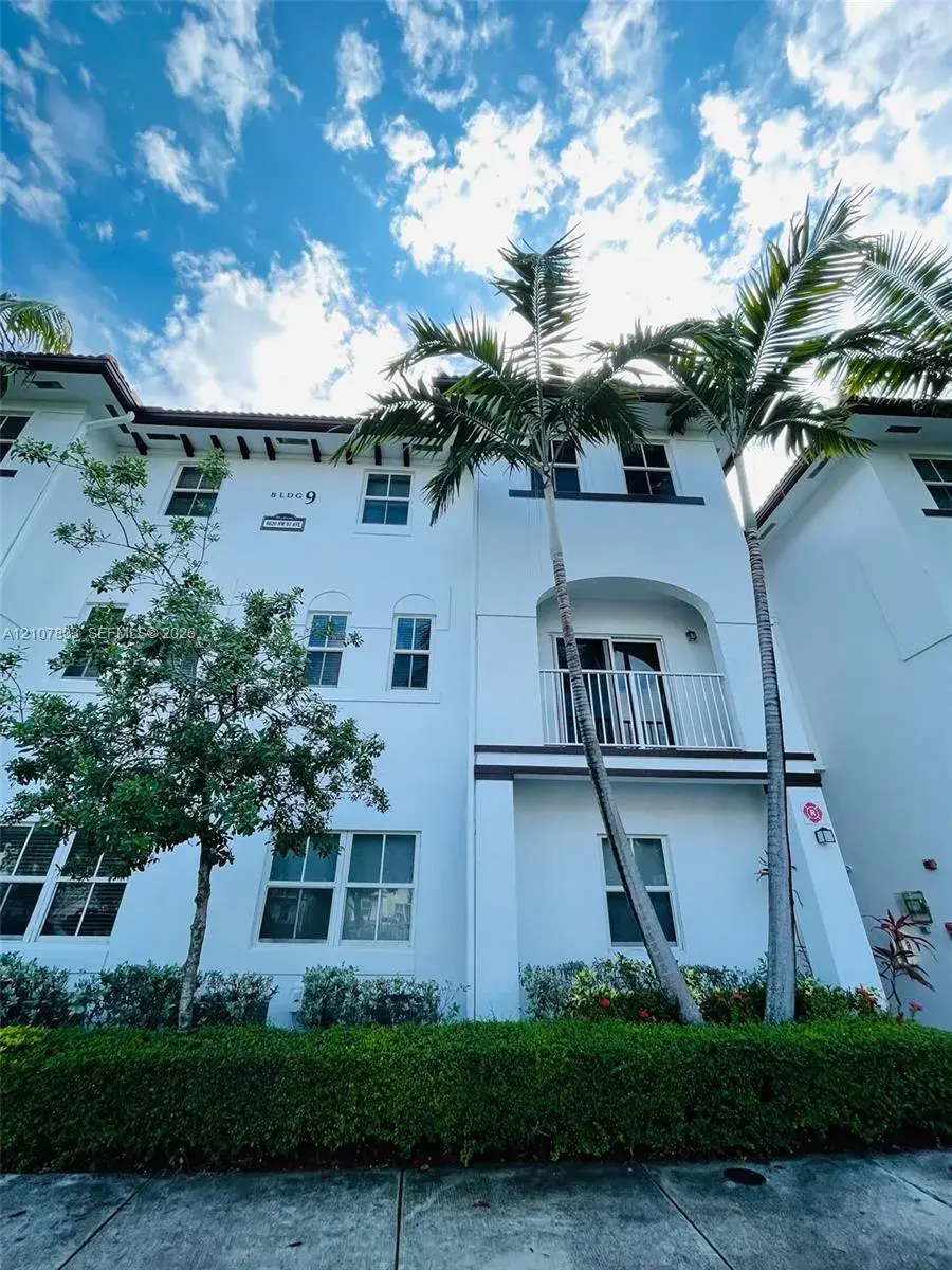 8620 NW 97th Ave # 205, Doral FL 33178