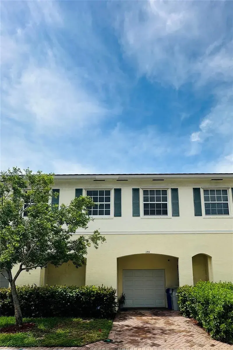 155 SW 7th Ct # 155, Pompano Beach FL 33060