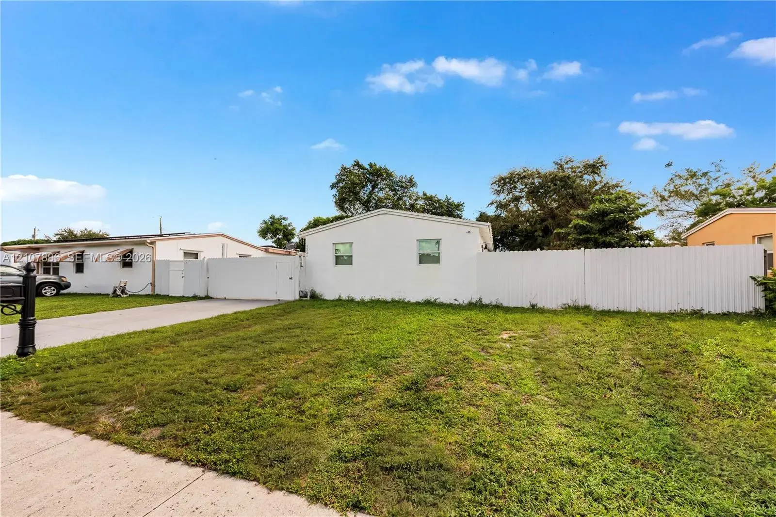 3 bedroom 1 bath Residential for sale at 1331 N 69th Way, Hollywood FL 33024