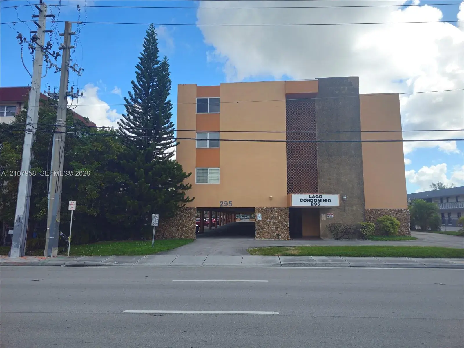 2 bedroom 1 bath Residential for sale at 295 NW 72nd Ave # 214, Miami FL 33126