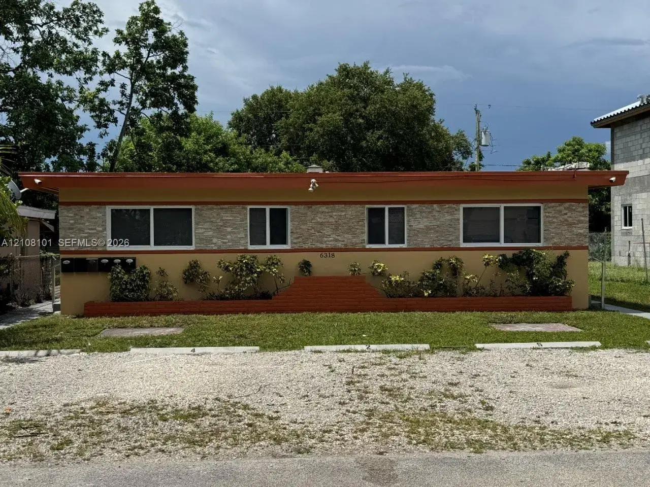 6318 Buchanan St # 2, Hollywood FL 33024