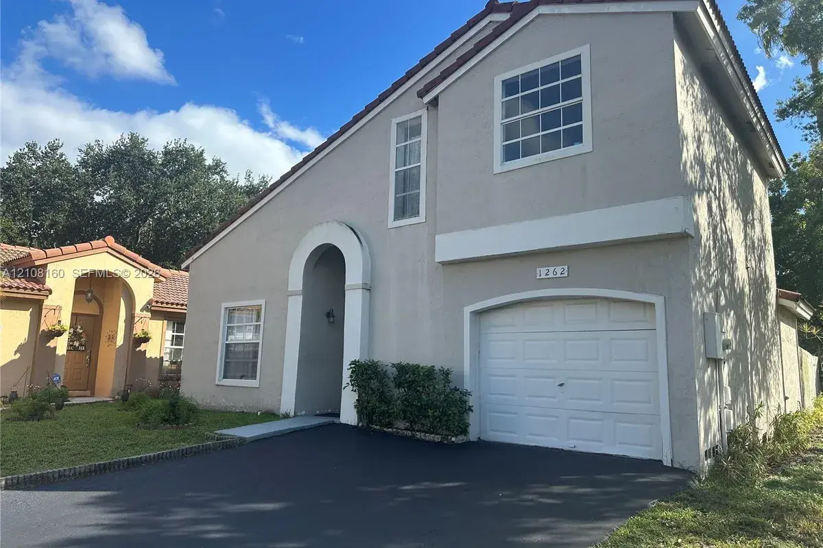 1262 NW 126th Ave, Sunrise FL 33323
