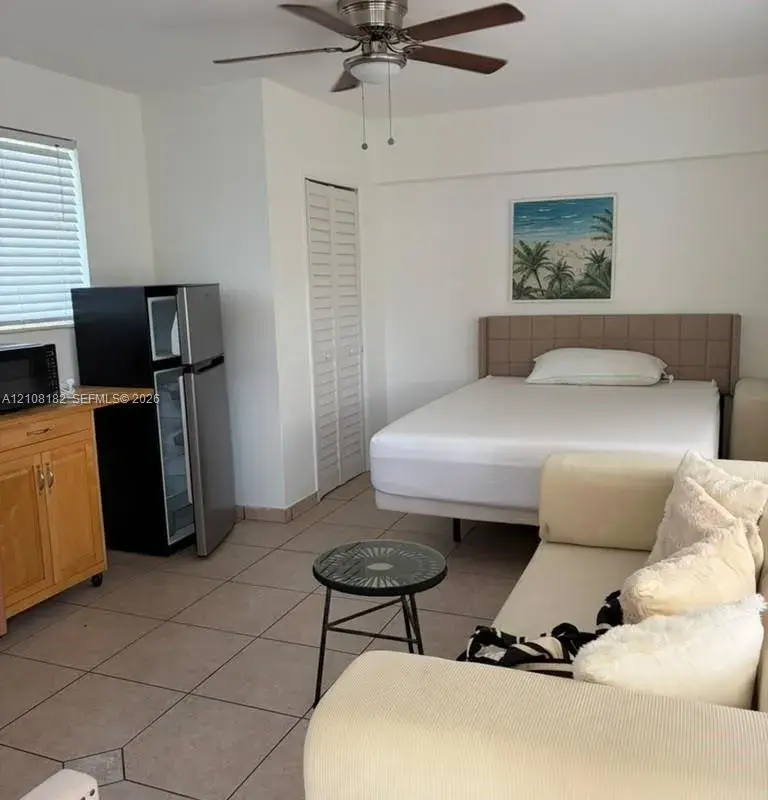 930 N 16th Ave # 2, Hollywood FL 33020