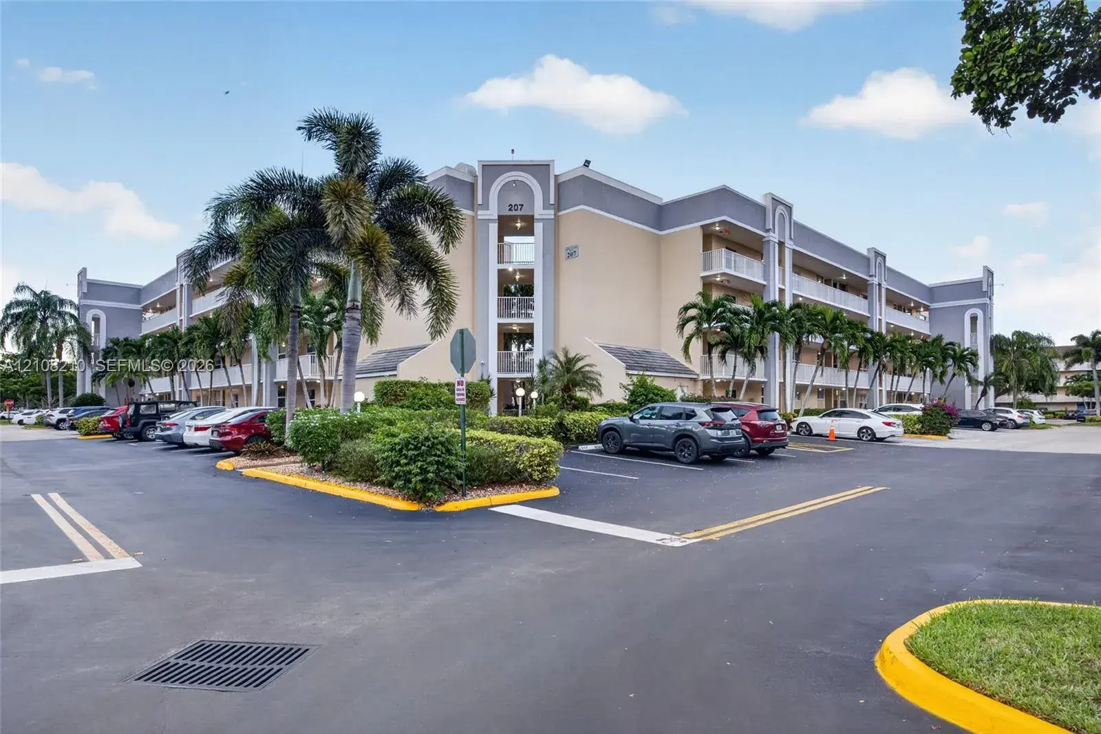 2 bedroom 2 bath Residential for sale at 10382 NW 24th Pl # 306, Sunrise FL 33322
