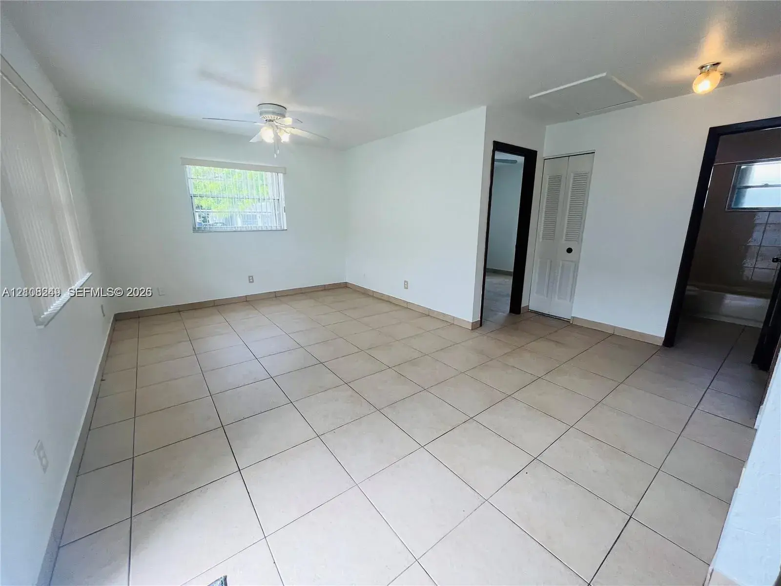 5920 Garfield St, Hollywood FL 33021