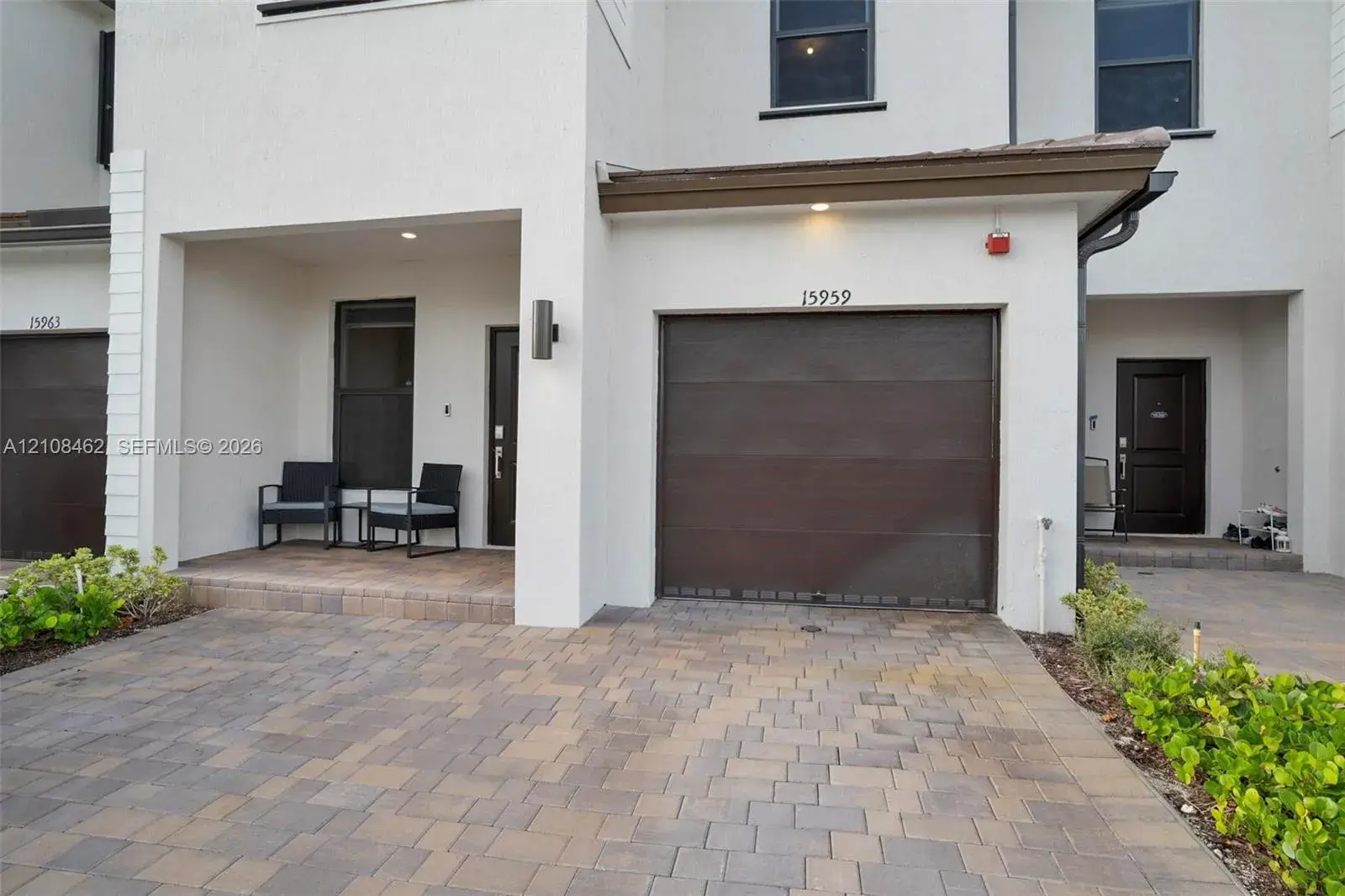 15959 SW 2nd St, Pembroke Pines FL 33027