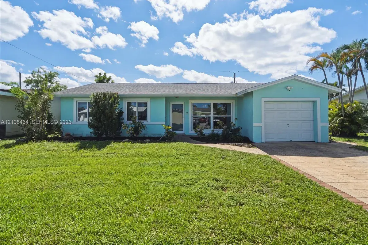 11460 NW 35th Pl, Sunrise FL 33323