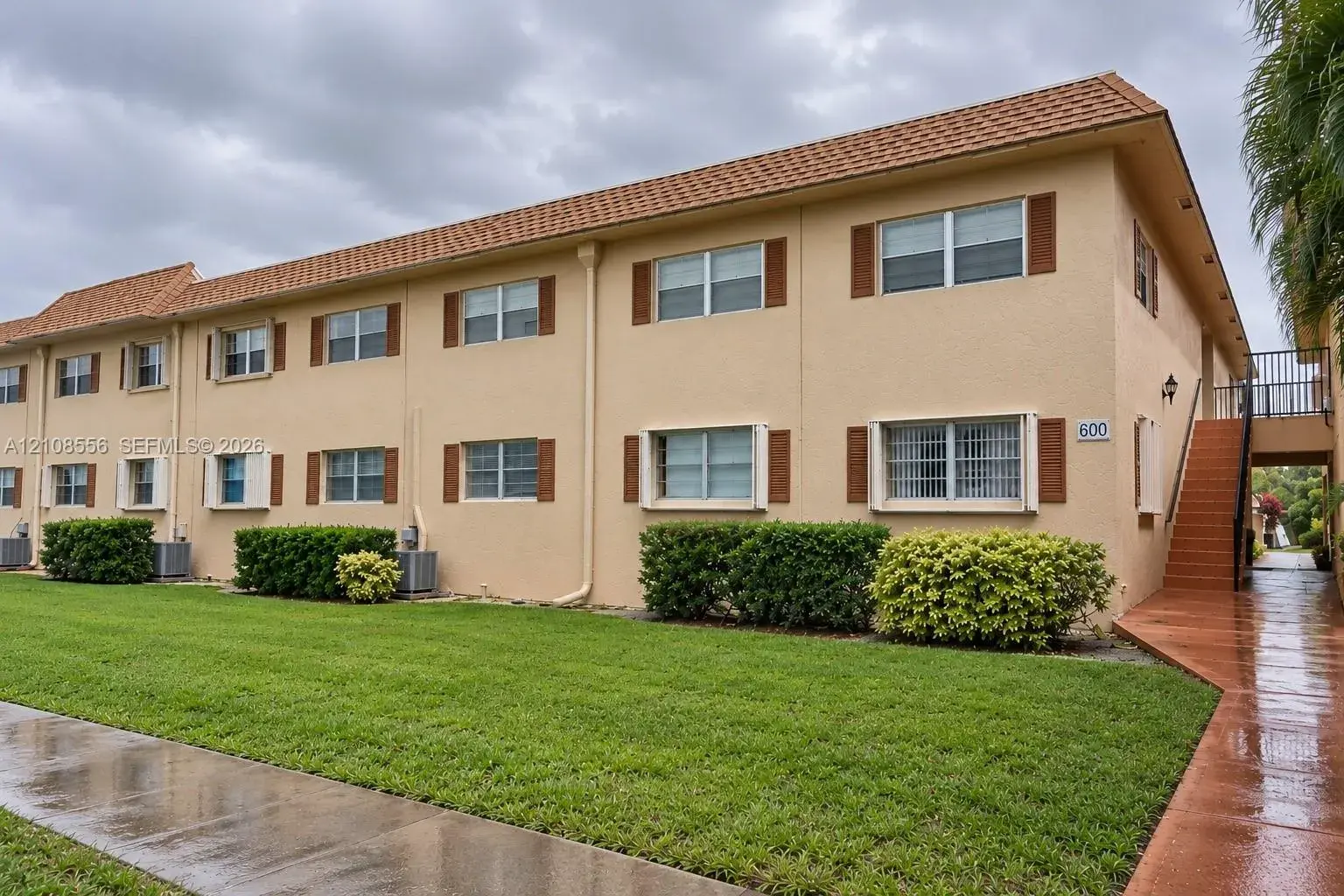 1 bedroom 1 bath Residential for sale at 600 SW 2nd Ave # 137, Boca Raton FL 33432