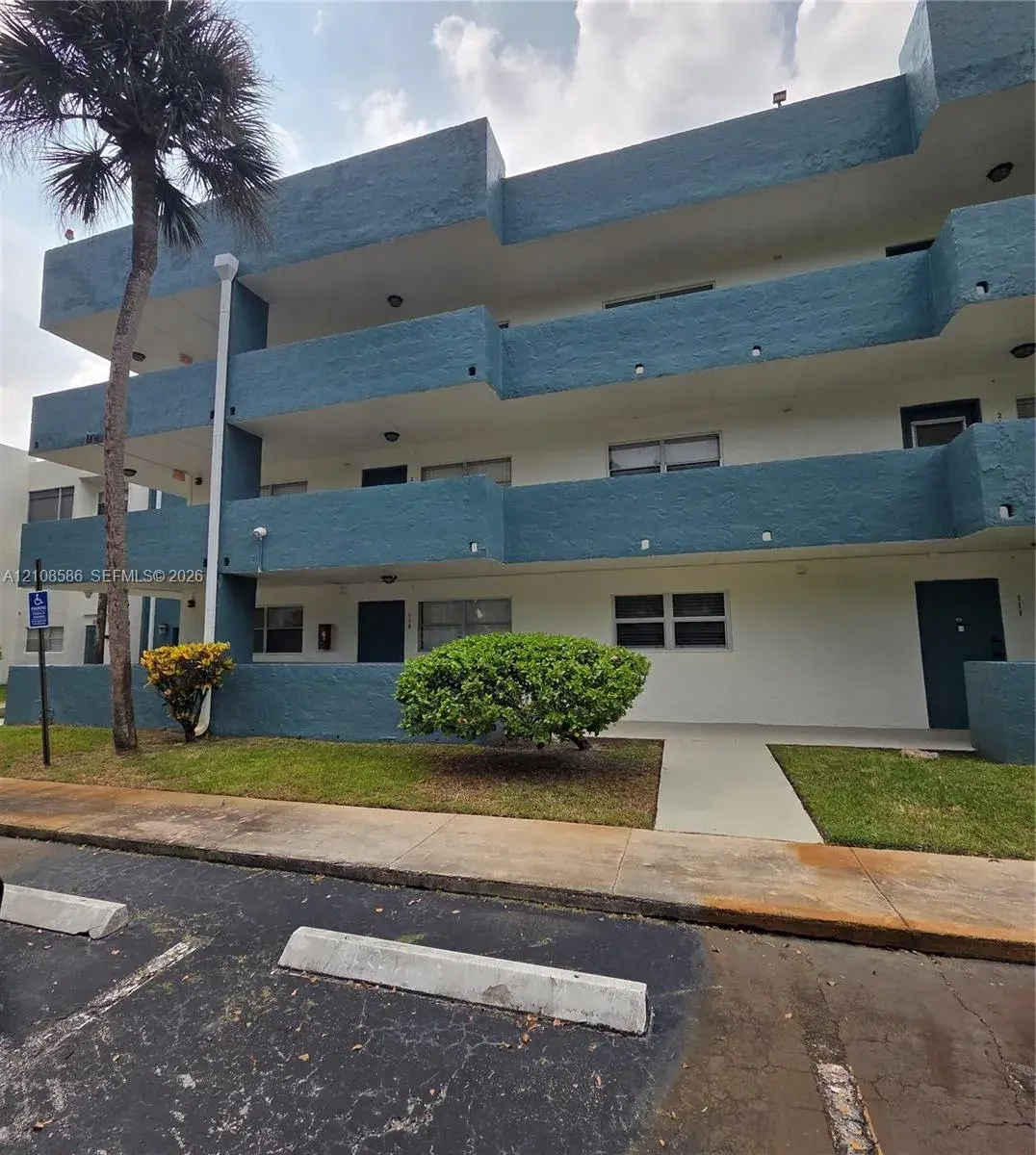 6075 N Sabal Palm Blvd # 110, Tamarac FL 33319