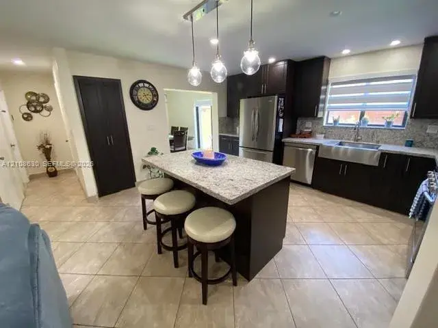 11511 SW 90th Ter, Miami FL 33176