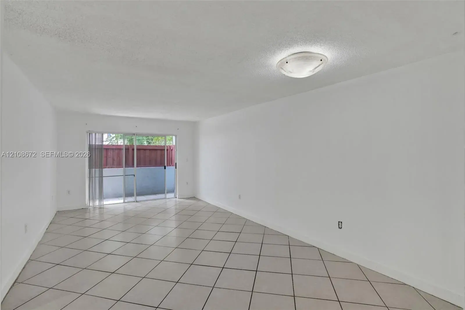 1735 W 60th St # M110, Hialeah FL 33012