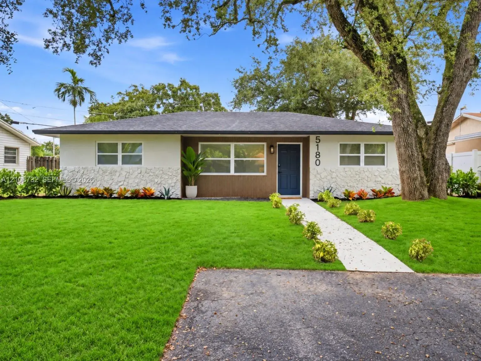 3 bedroom 2 bath Residential for sale at 5180 SW 27th Ter, Dania Beach FL 33312