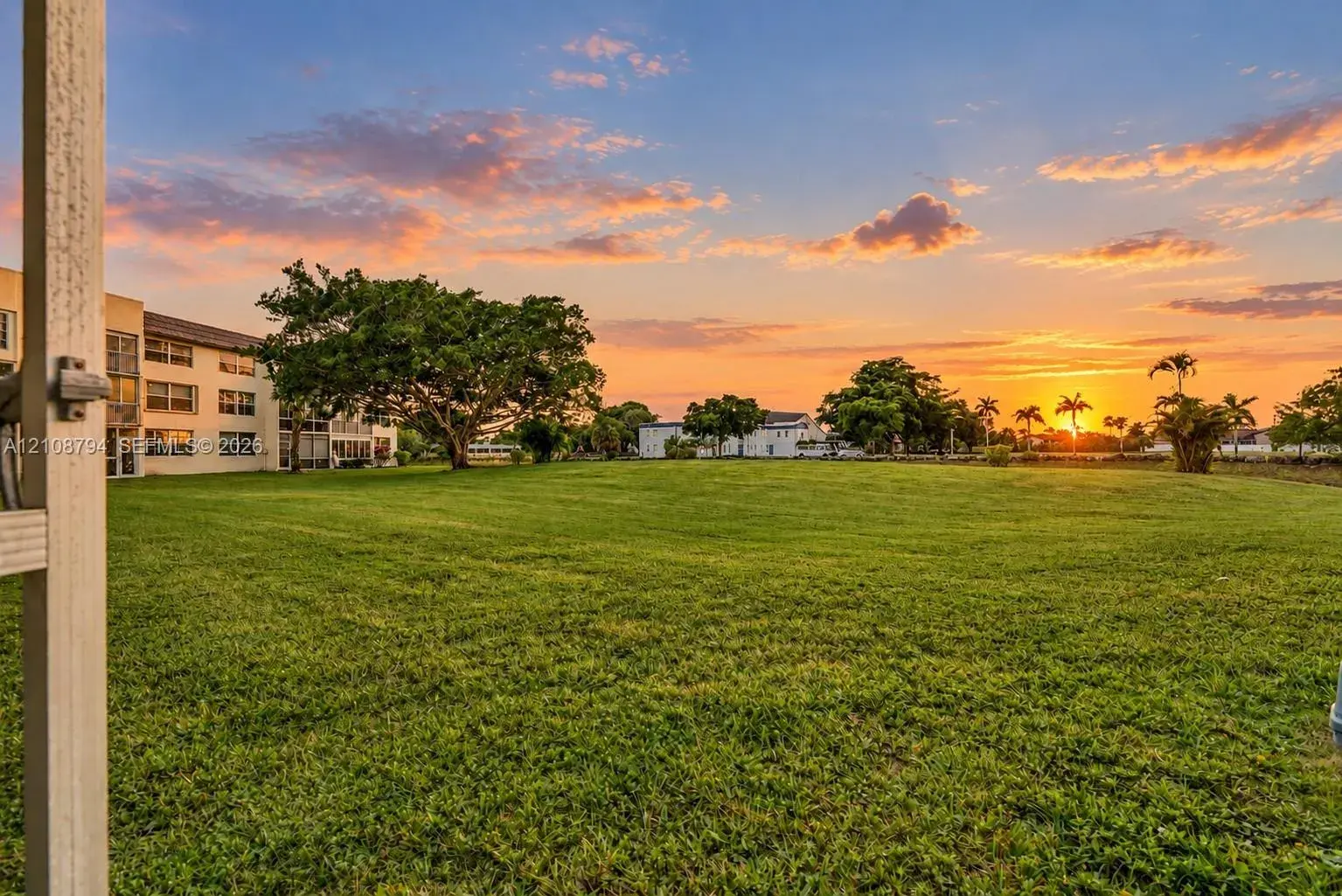 6890 Royal Palm Blvd # 109H, Margate FL 33063