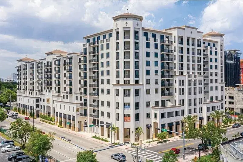 1 bedroom 1 bath Residential for sale at 301 Altara Ave # 723, Coral Gables FL 33146