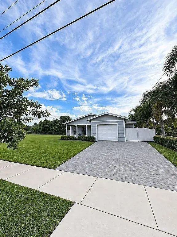 4 bedroom 3 bath Residential for sale at 22066 Miami Ave, Miami FL 33170