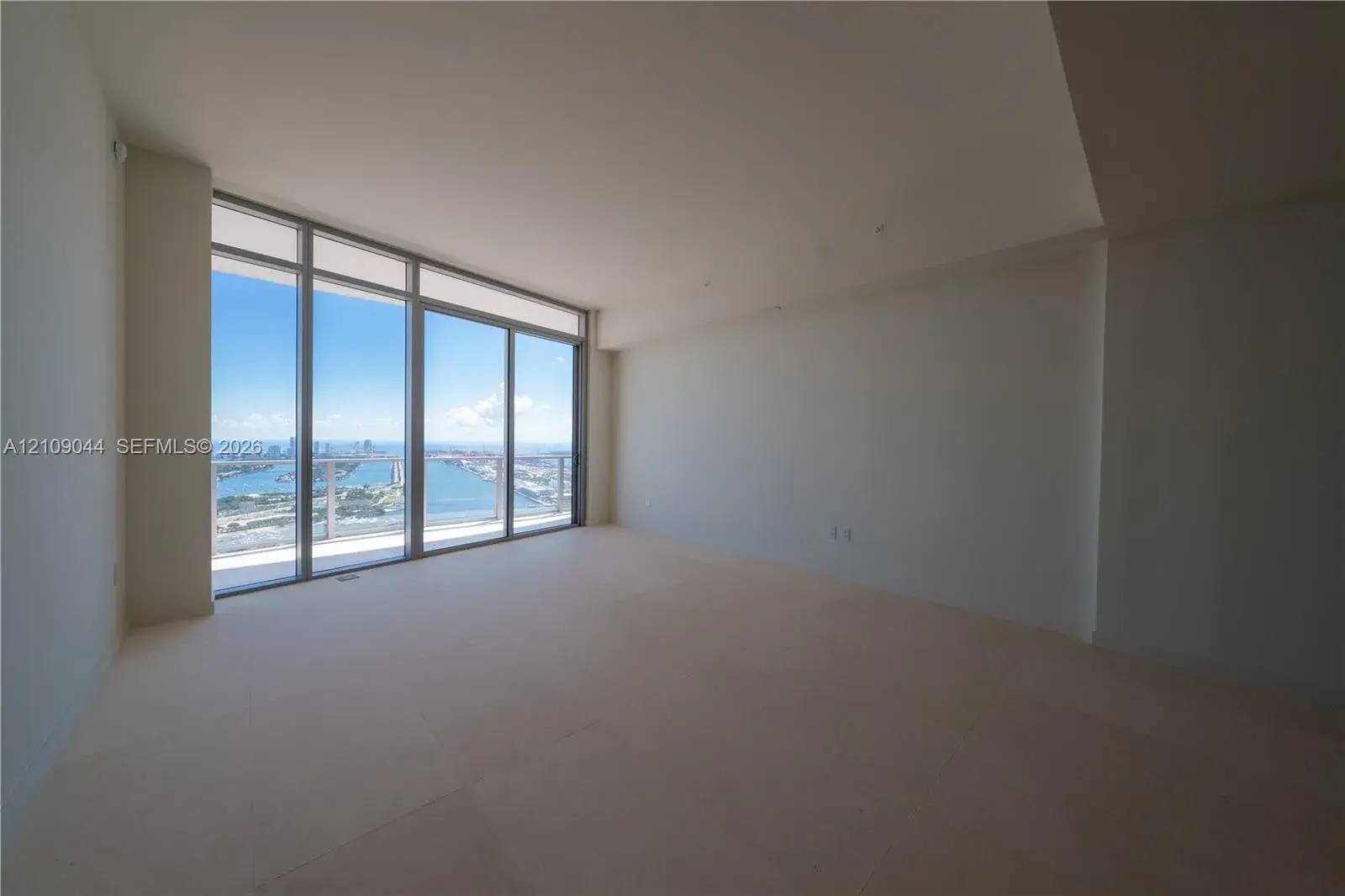1400 Biscayne Boulevard # 5003, Miami FL 33132