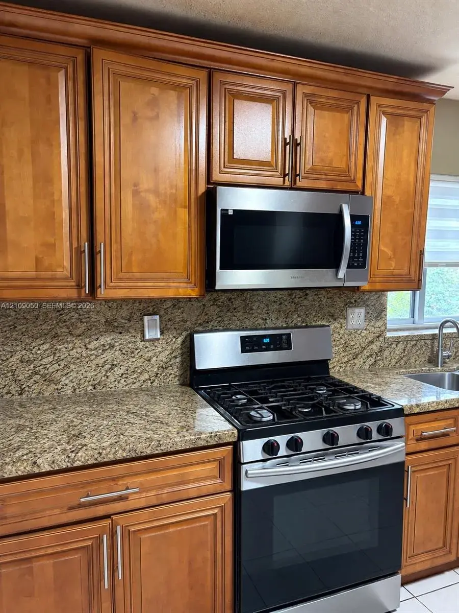12054 SW 117th Ter, Miami FL 33186