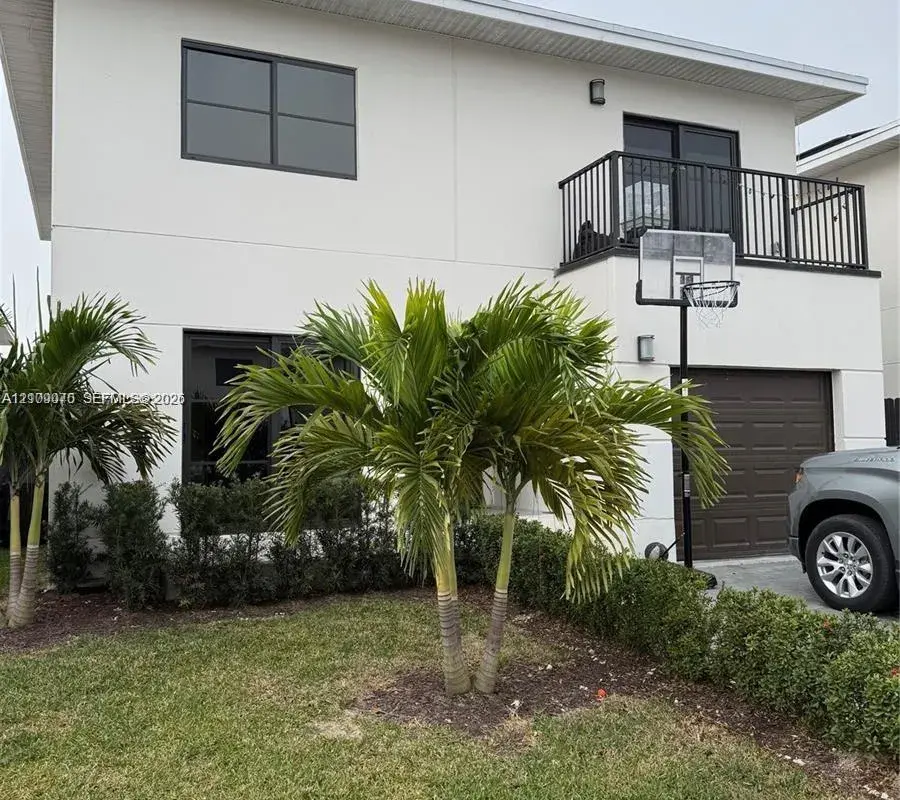 1360 NW 3rd St, Florida City FL 33034