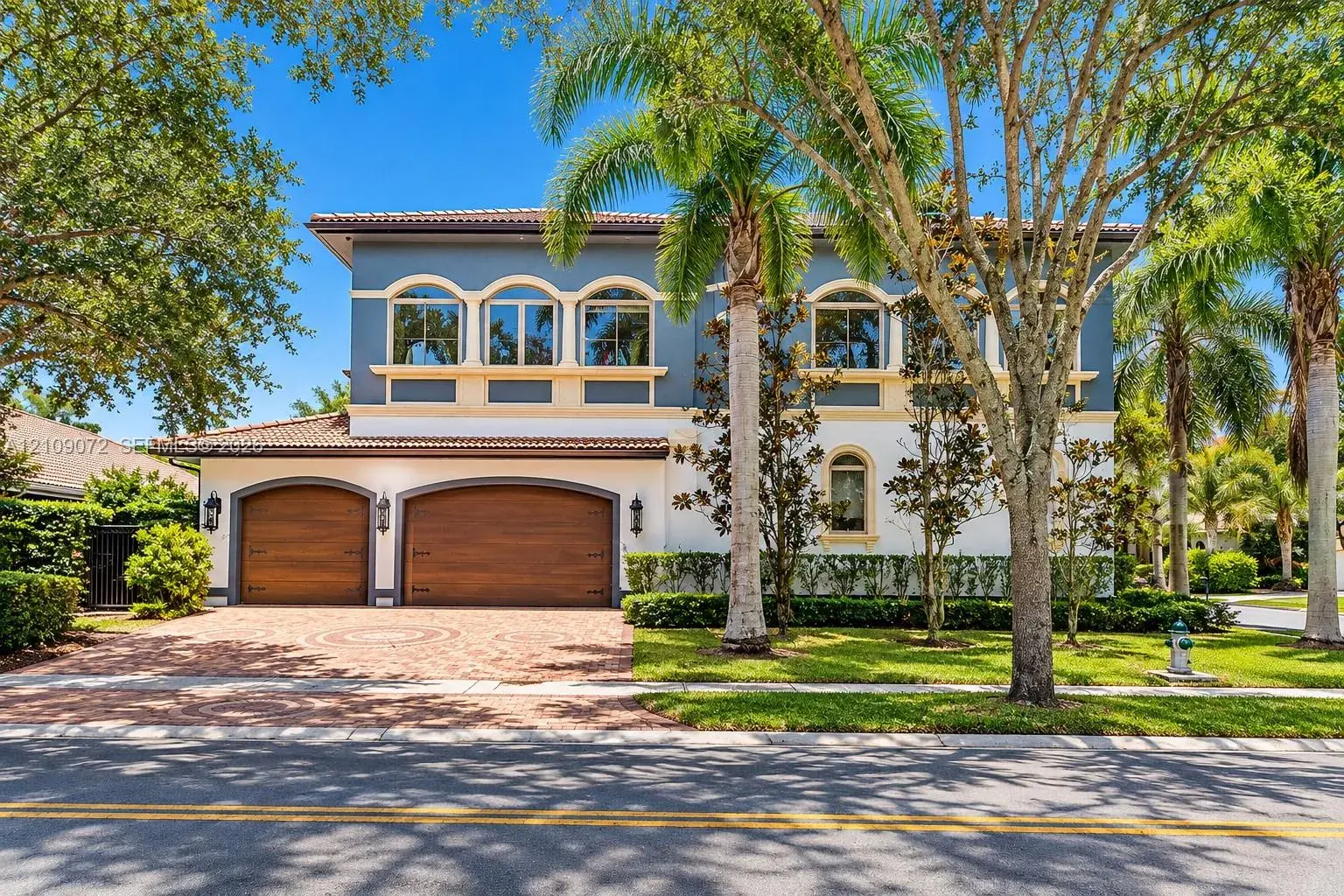 3600 Estate Oak Cir, Hollywood FL 33312