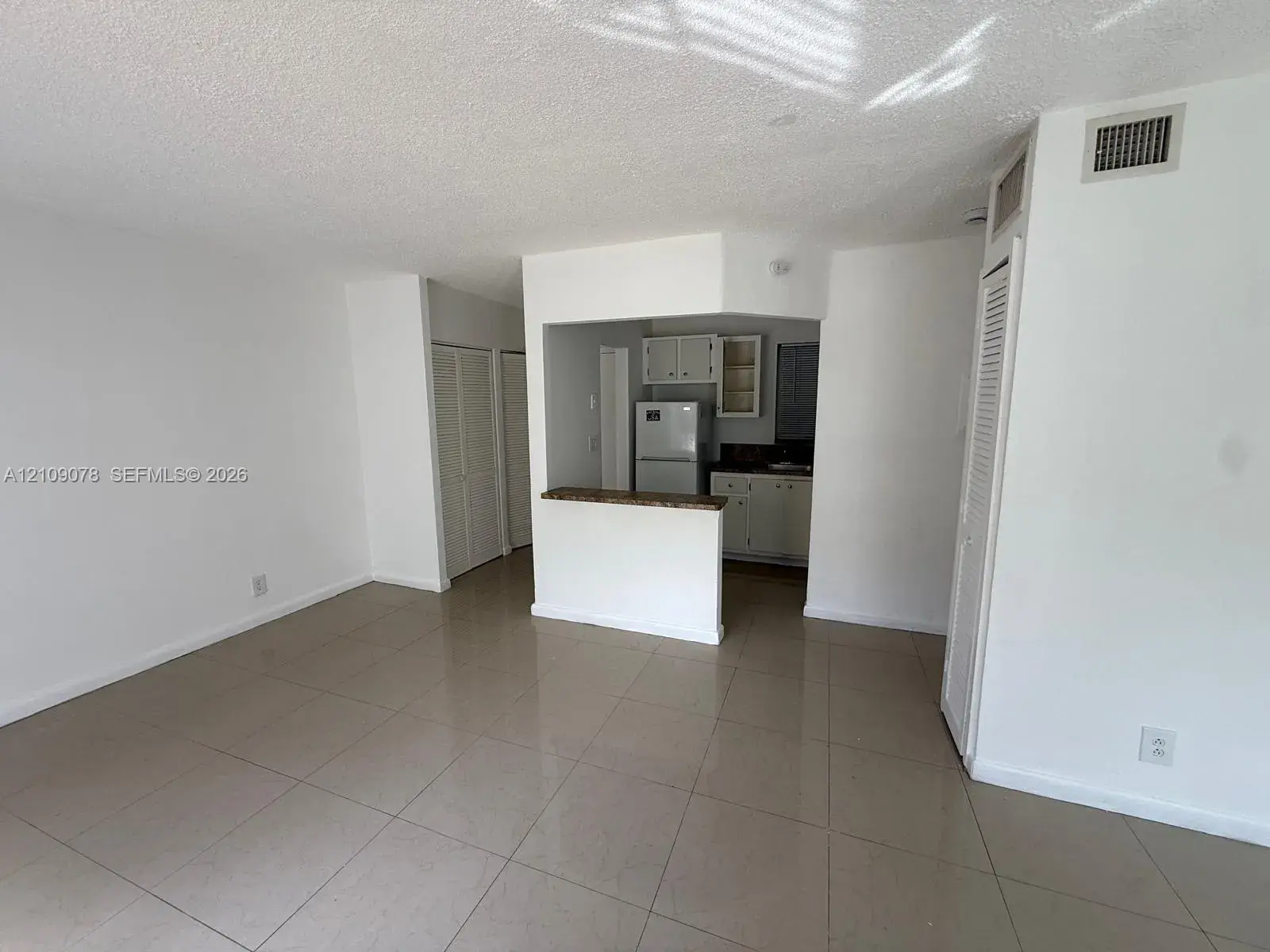 1 bedroom 1 bath Residential for sale at 251 172 ST # 129, Sunny Isles Beach FL 33160
