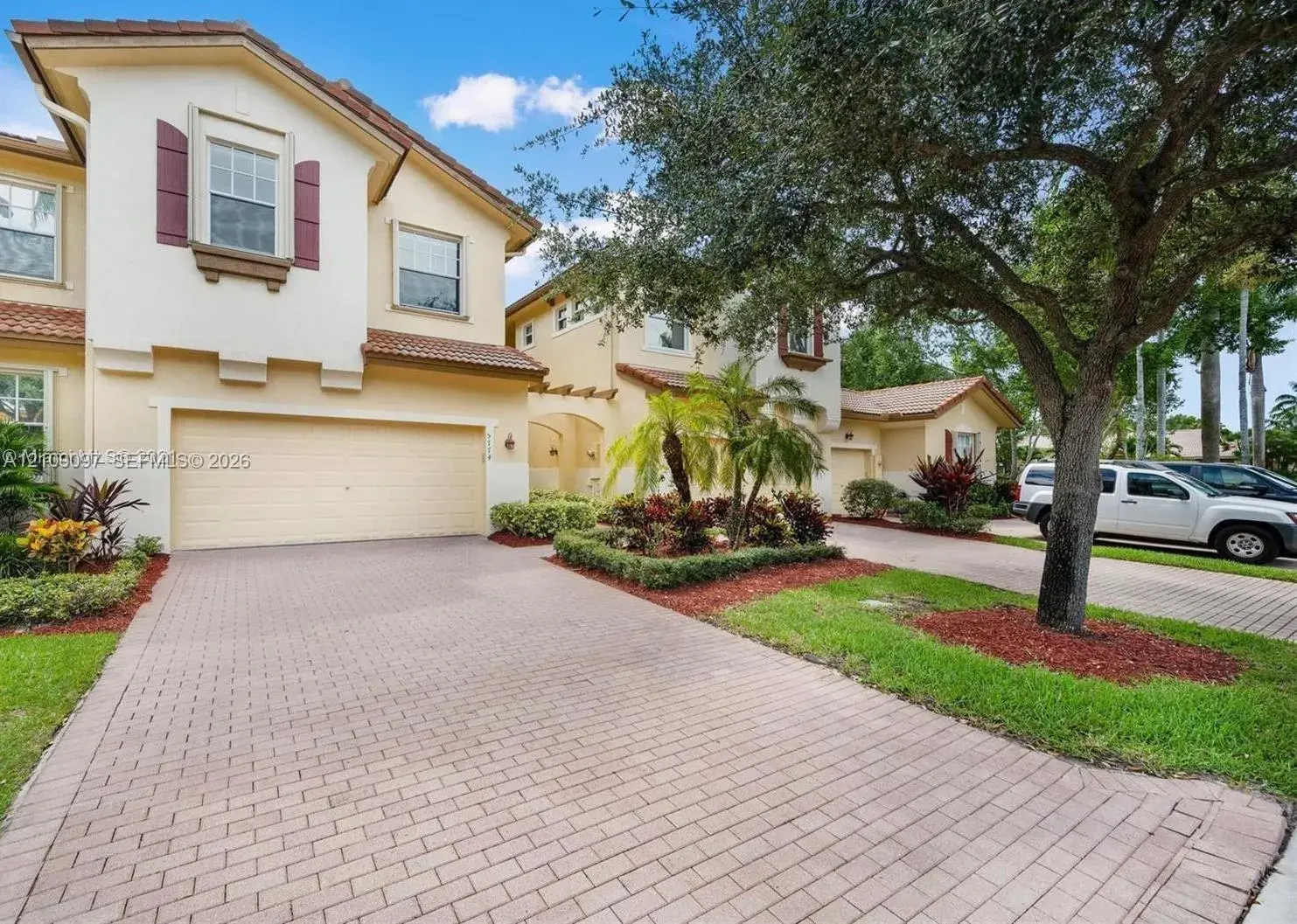 3 bedroom 2 bath Residential for sale at 5774 NW 120th Ave, Coral Springs FL 33076