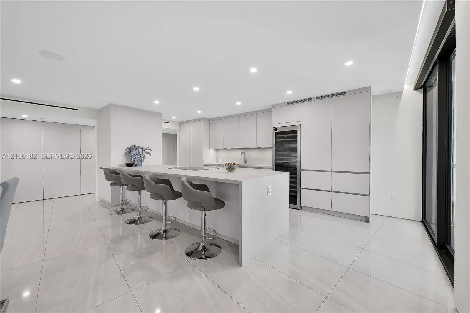 9 Island Ave # 714, Miami Beach FL 33139