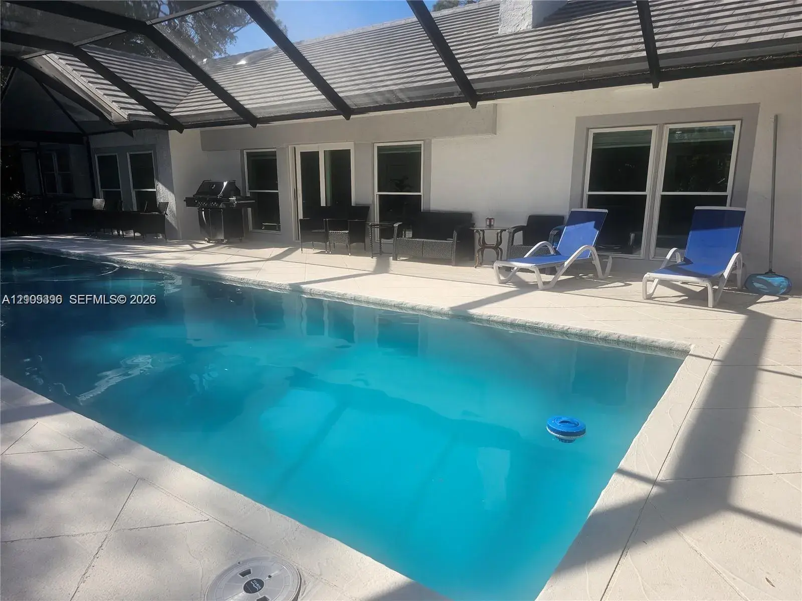 4 bedroom 2 bath Residential for sale at 4 Alford court, Palm Beach Gardens FL 33418