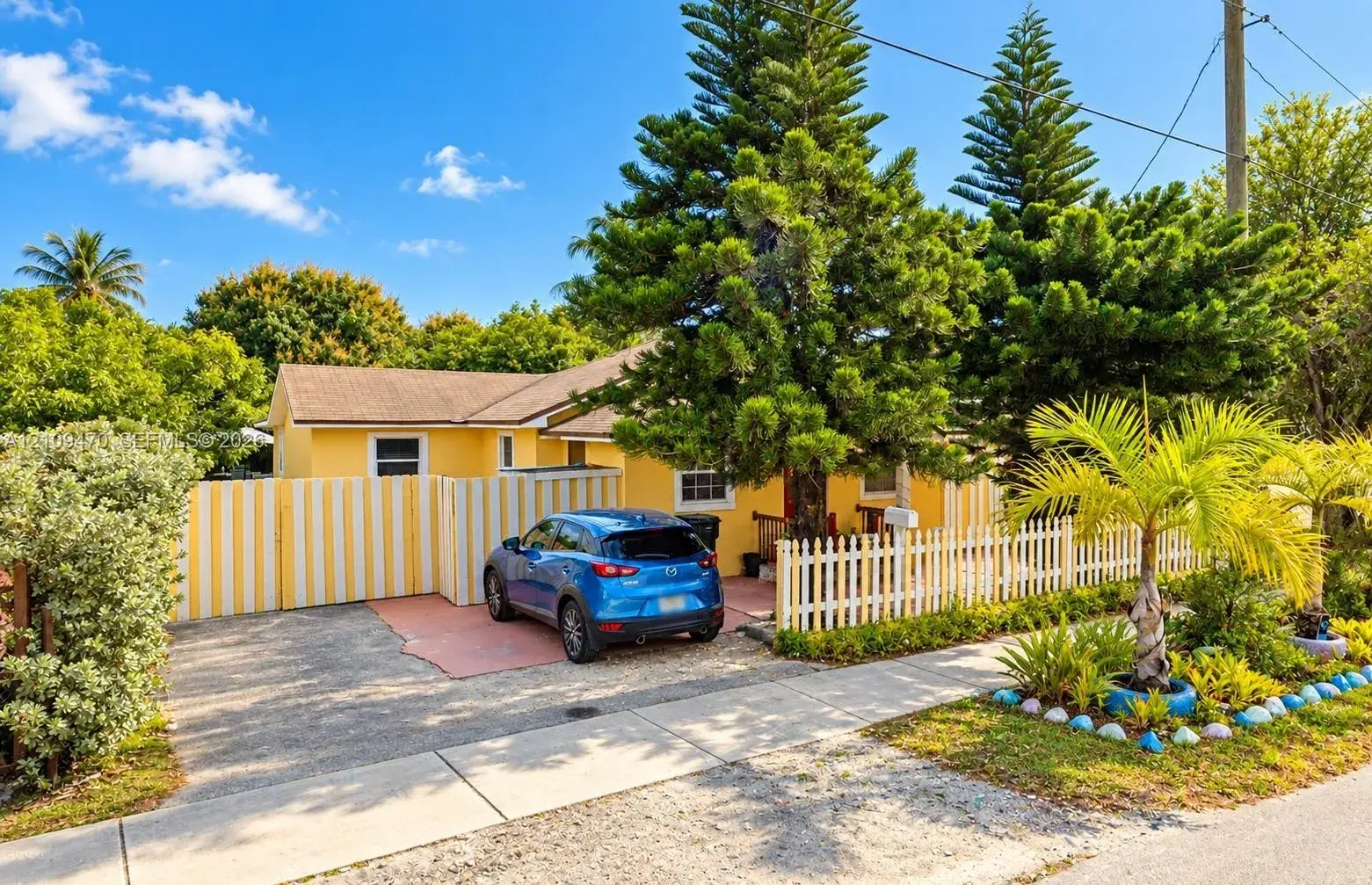 3 bedroom 2 bath Residential for sale at 10341 NW 6th Ave, Miami FL 33150