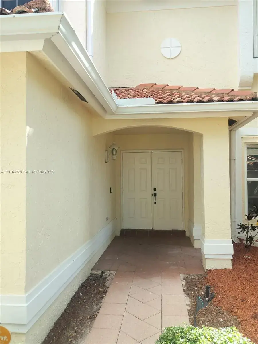 13760 NW 22 PL, Sunrise FL 33323