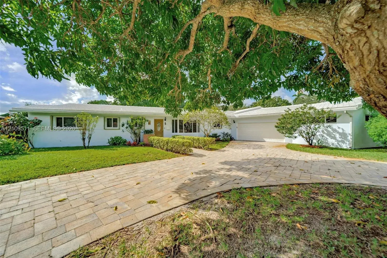 4 bedroom 3 bath Residential for sale at 6260 Rose Ter, Plantation FL 33317
