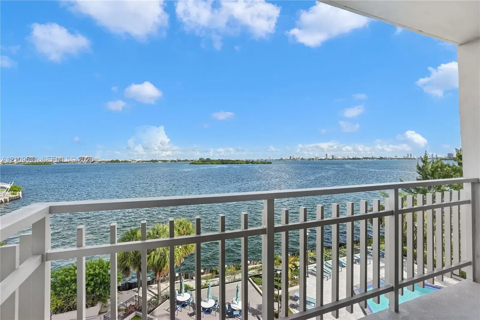 3 bedroom 2 bath Residential for sale at 11113 Biscayne Blvd # 458, Miami FL 33181