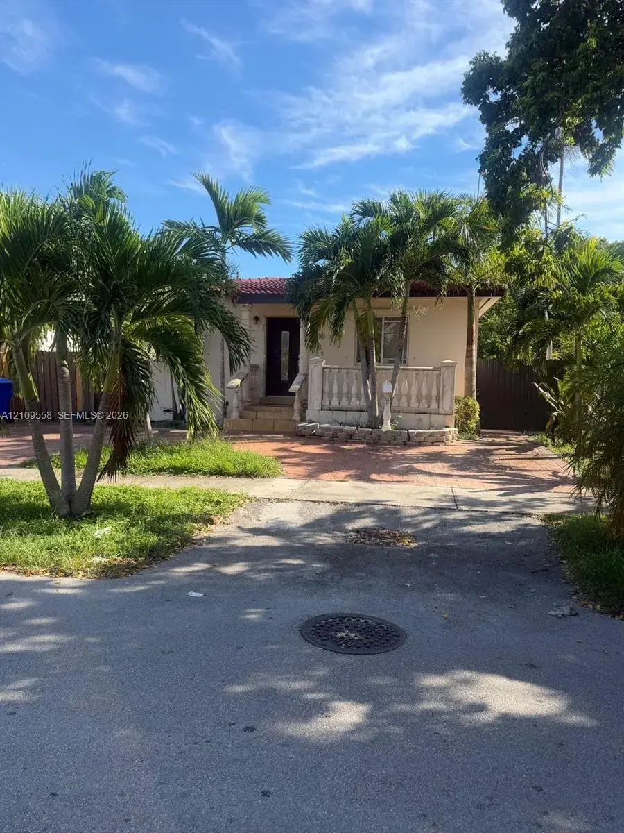 2 bedroom 1 bath Residential for sale at 2800 SW 11th St, Miami FL 33135