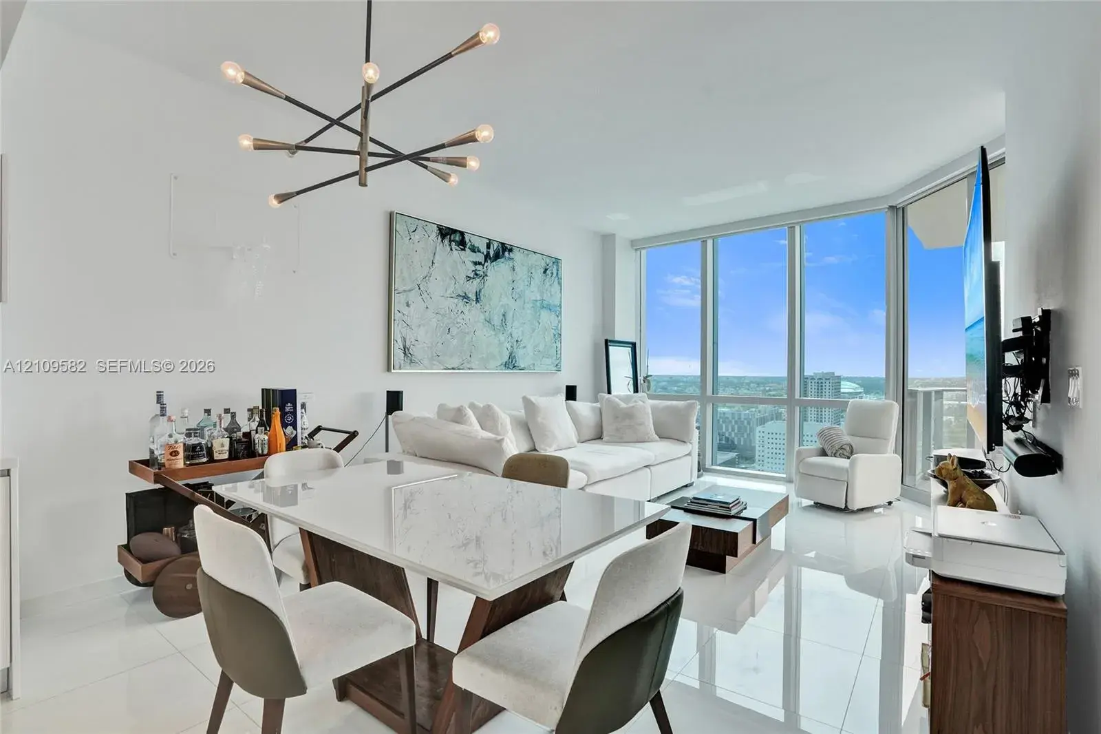 1 bedroom 2 bath Residential for sale at 851 NE 1st Ave # 3506, Miami FL 33132