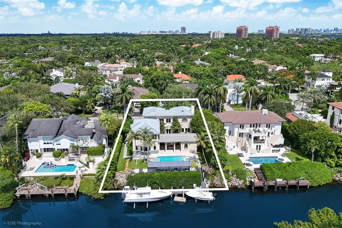 332 Costanera Rd, Coral Gables FL 33143