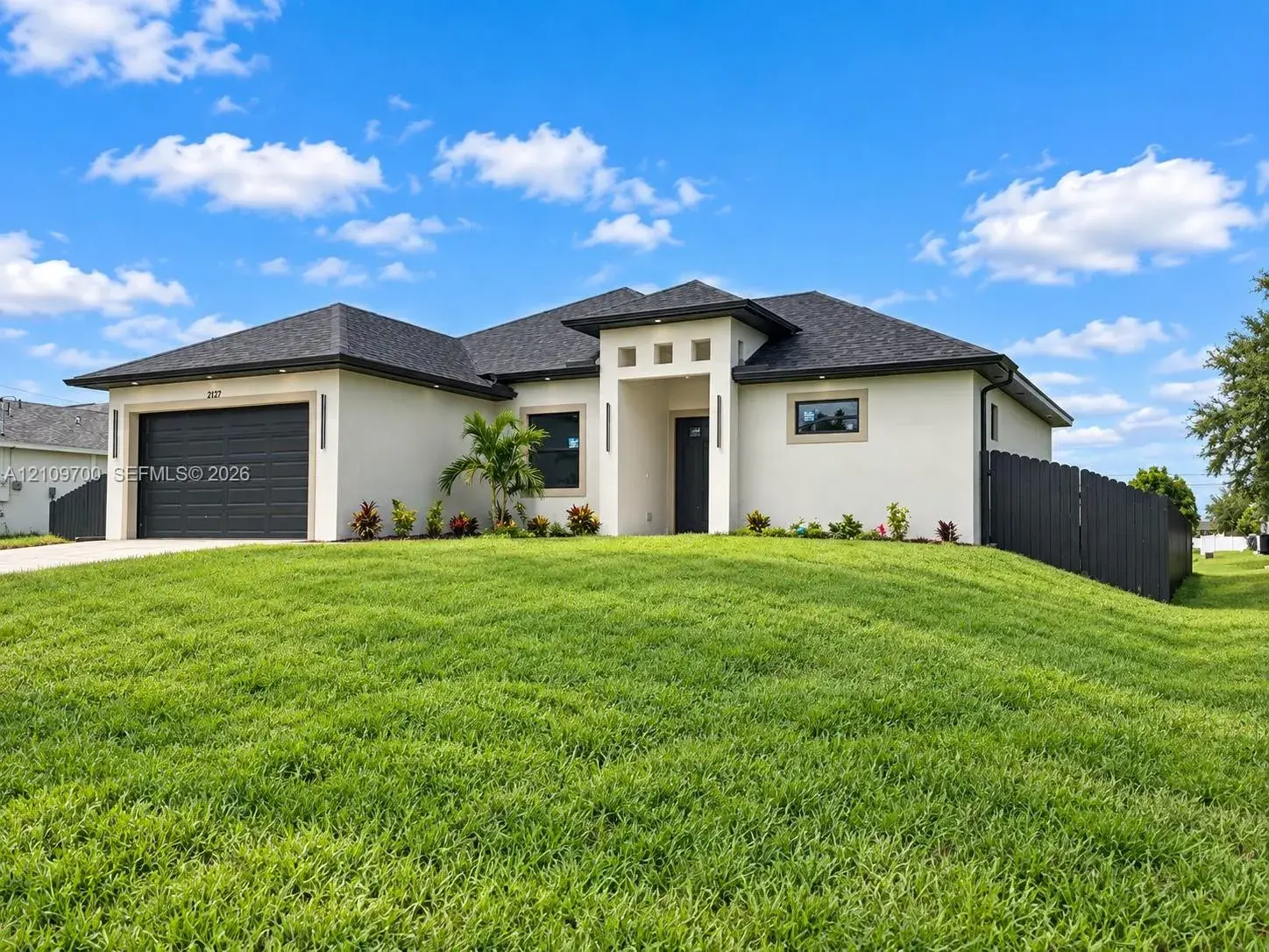 3 bedroom 2 bath Residential for sale at 2127 NE 34 ter, Cape Coral FL 33909