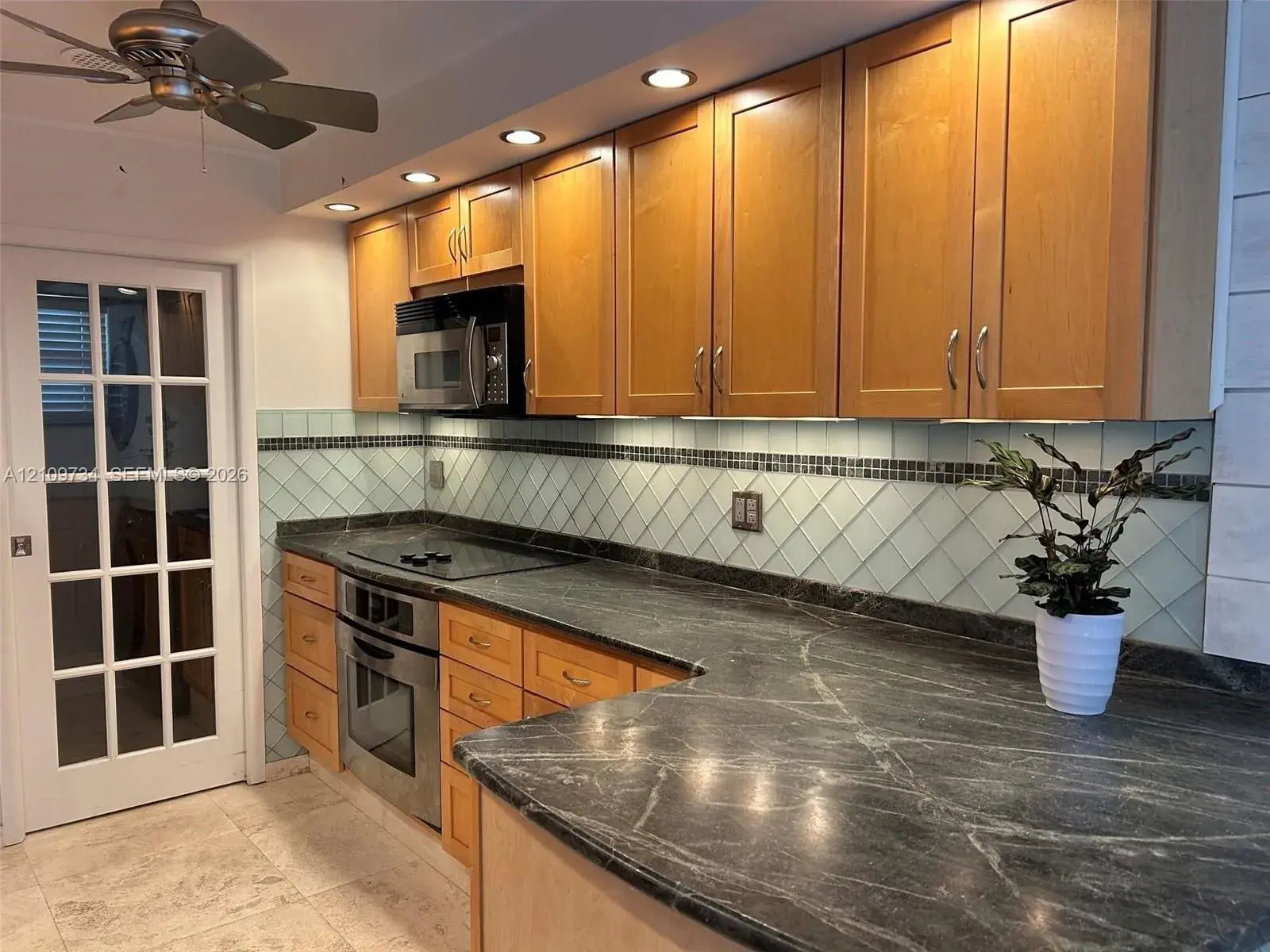 2 bedroom 1 bath Residential for sale at 1501 SE 15th St # 2, Fort Lauderdale FL 33316