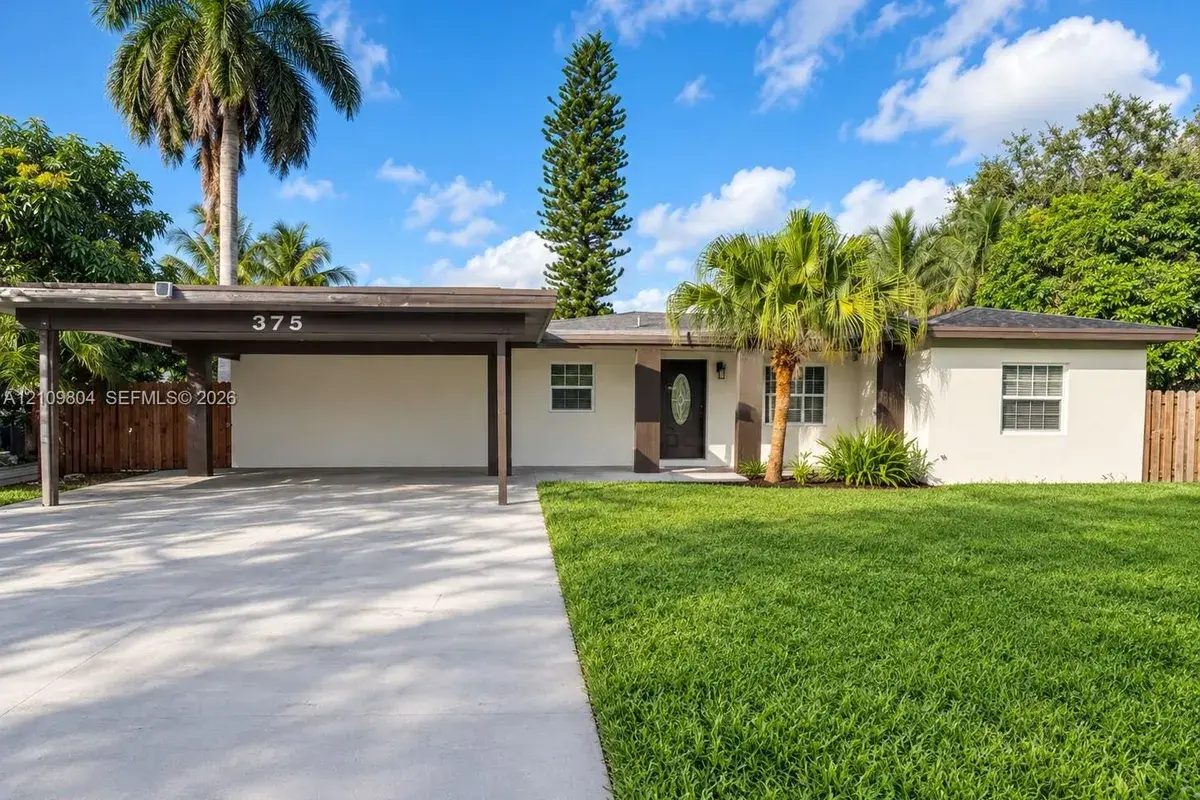 375 NW 153rd St, Miami FL 33169