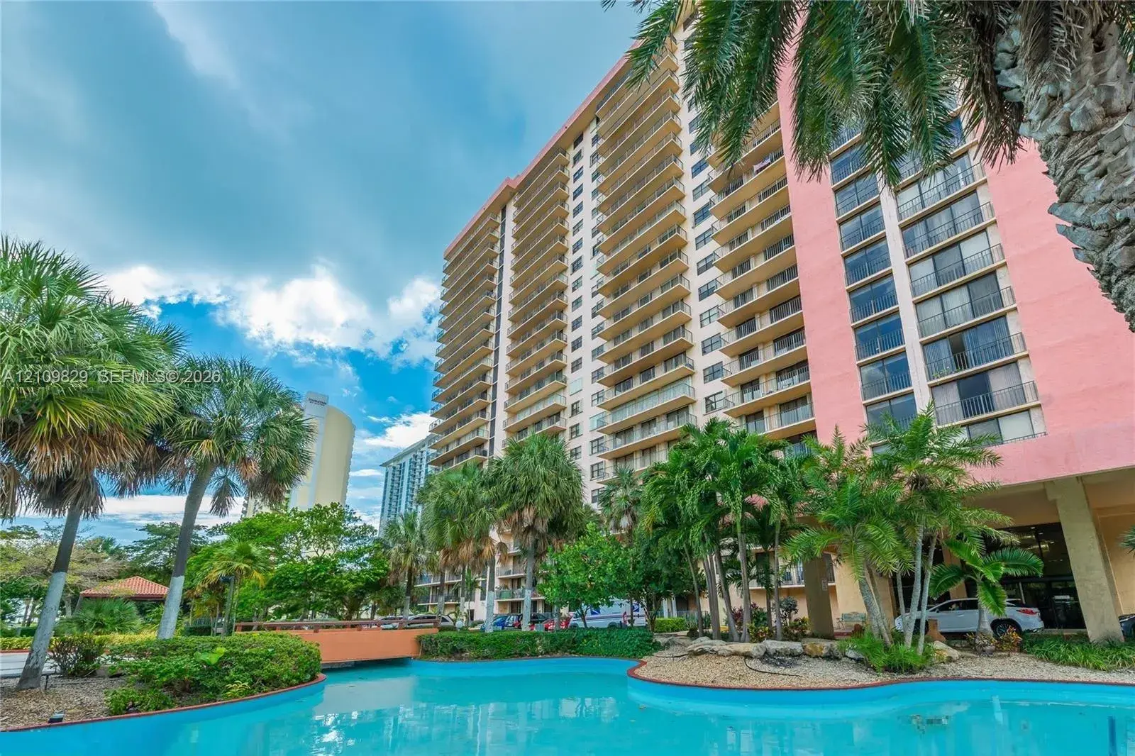 2 bedroom 2 bath Residential Lease for rent at 210 174th St # 918, Sunny Isles Beach FL 33160