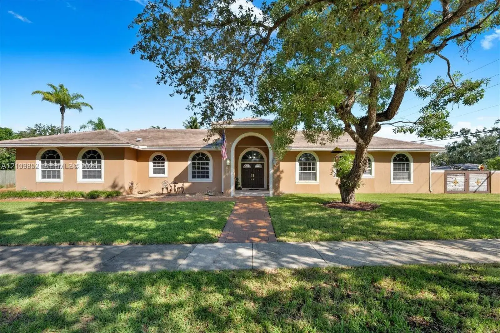 4 bedroom 3 bath Residential for sale at 7901 SW 97th St, Miami FL 33156